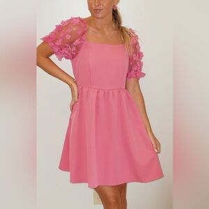 1.4.3. Story by Line Up Hot Pink Floral Puff Sleeve Dress